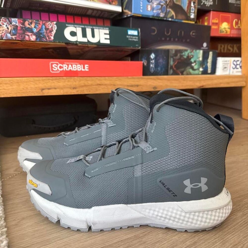 Under Armour Men's Grey Boots